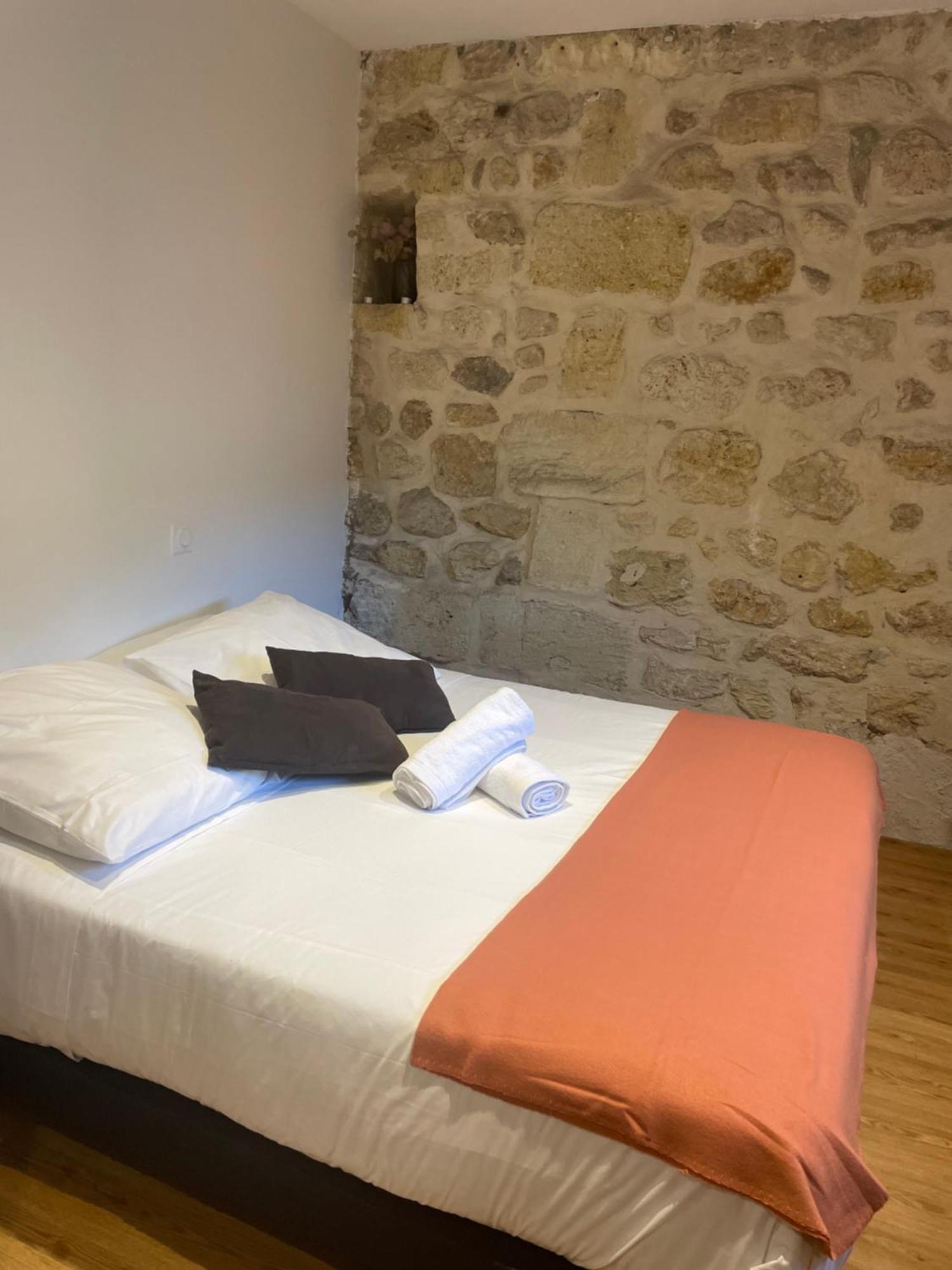 Hebergement Ornano Bordeaux Exteriér fotografie